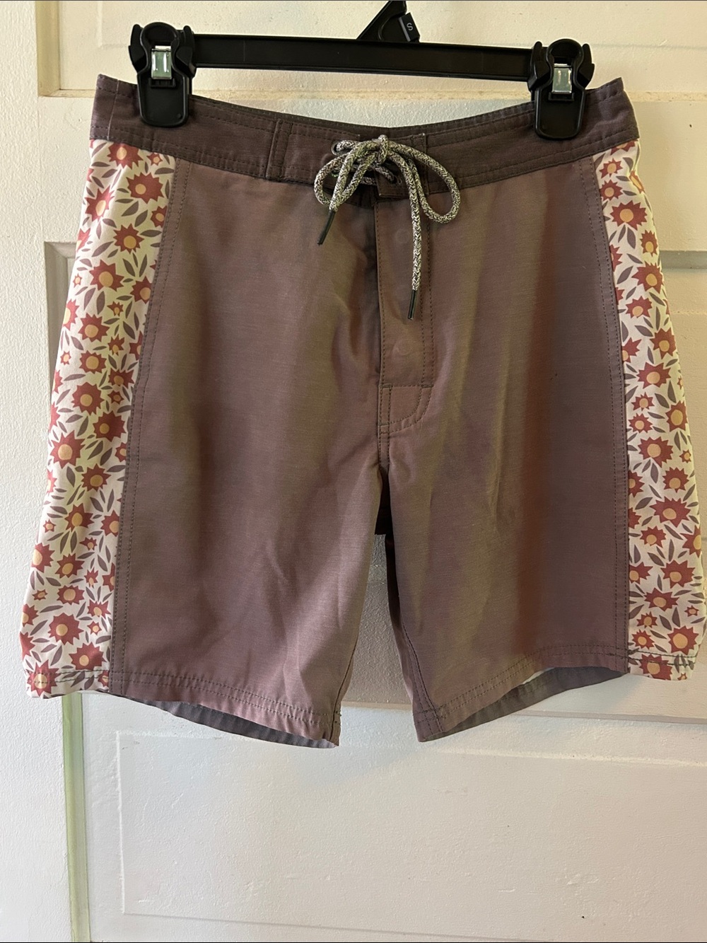 Katin Board Shorts Sz 28